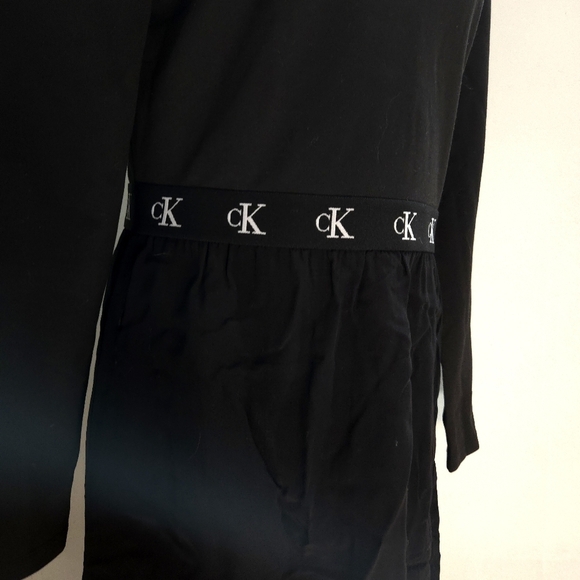 Calvin Klein |  Black Long Sleeve Dress Midi - Picture 5 of 12